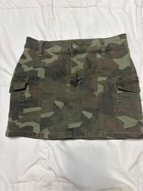 chic Neutral Tan Cargo Mini Skirt